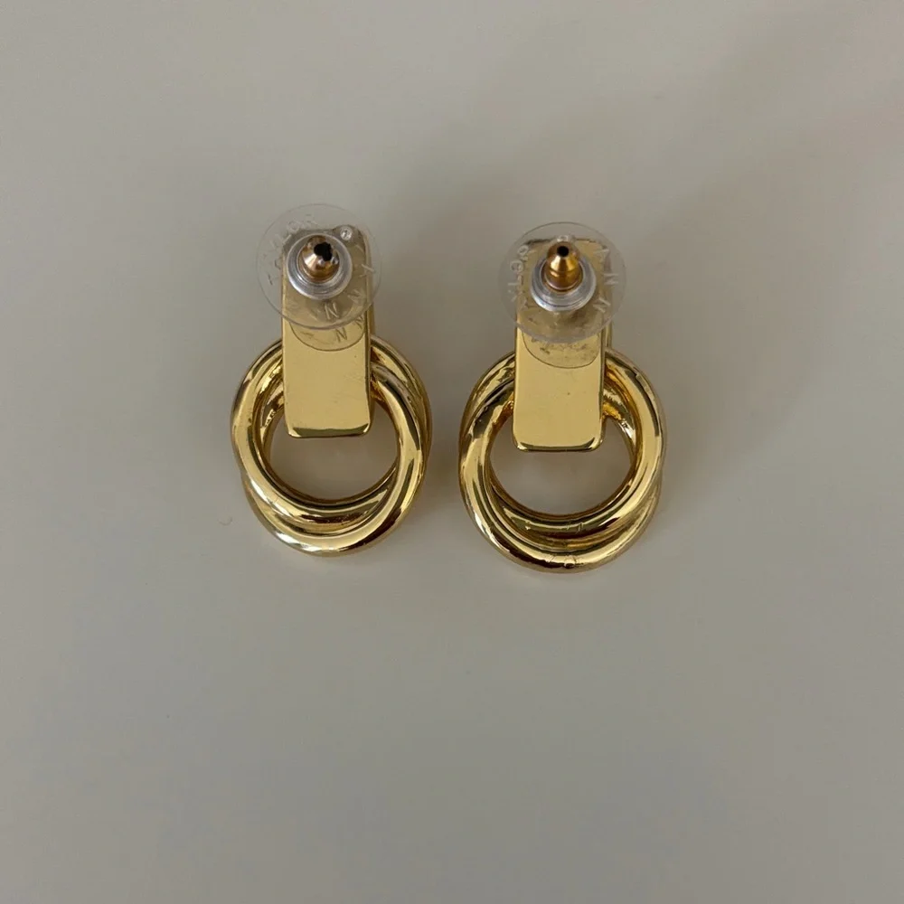 Ann Taylor Knot Gold Earrings - Picture 2 of 2